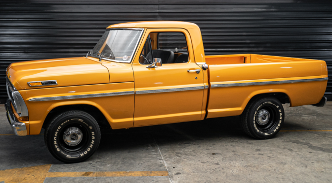 1975 Ford F100 V8