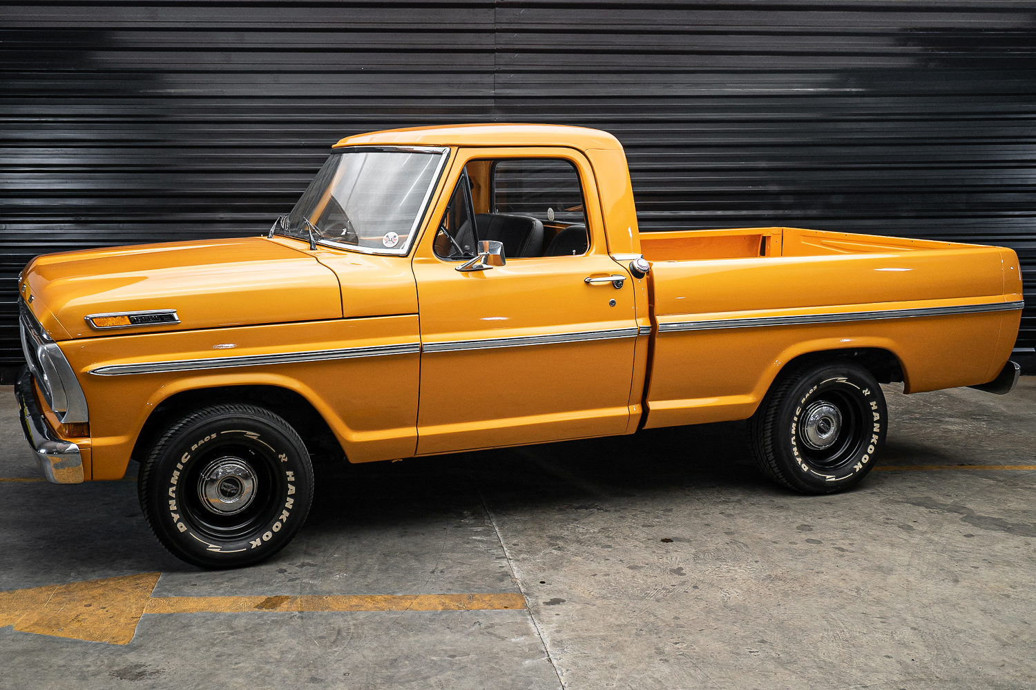 1975 Ford F100 V8