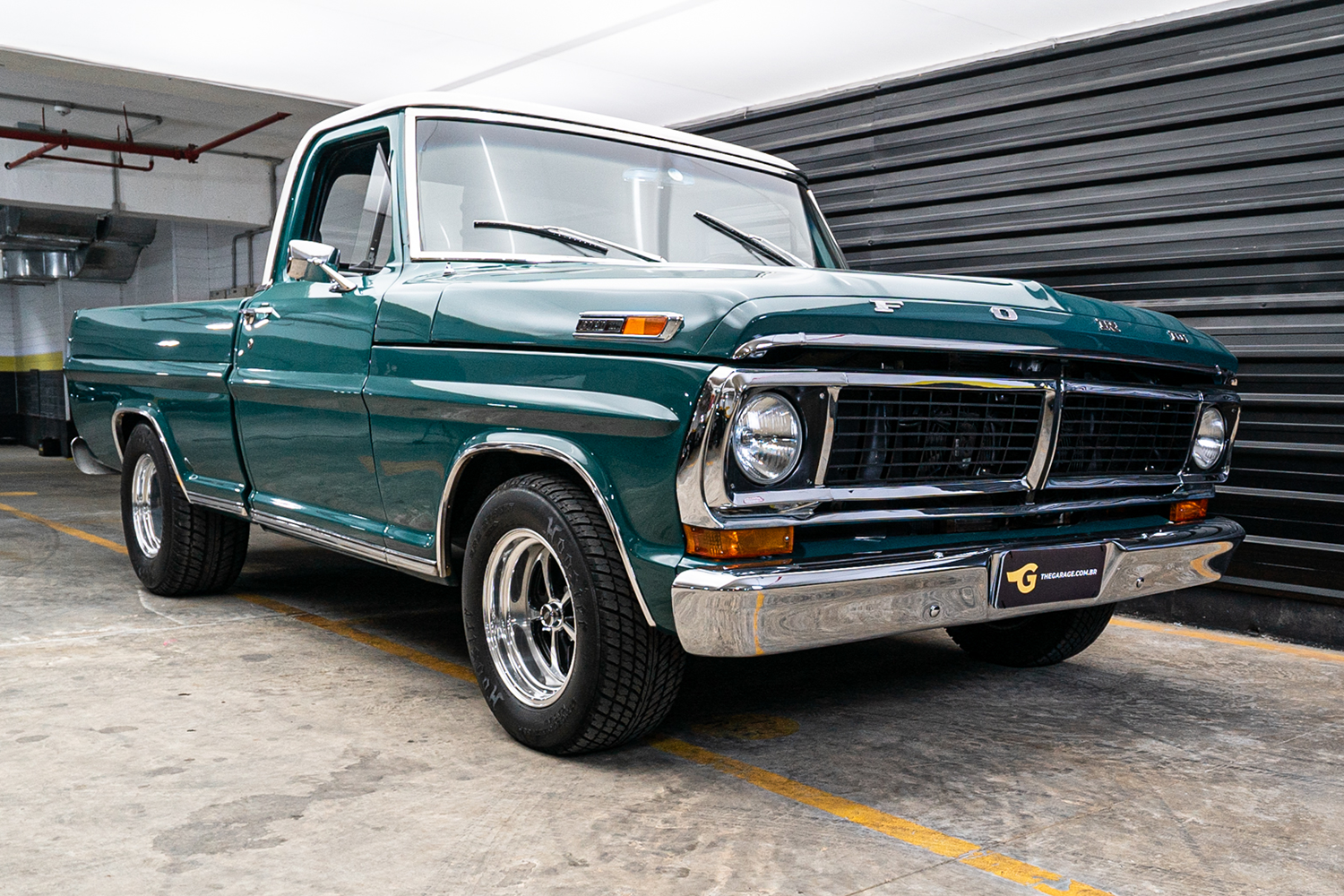 1975 Ford F100 V8