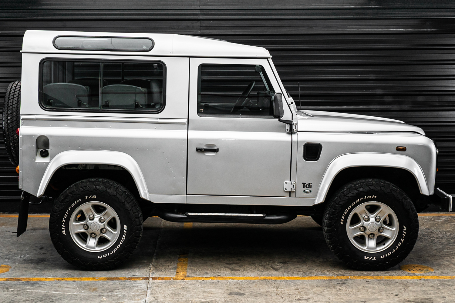 2001 Land Rover Defender 90