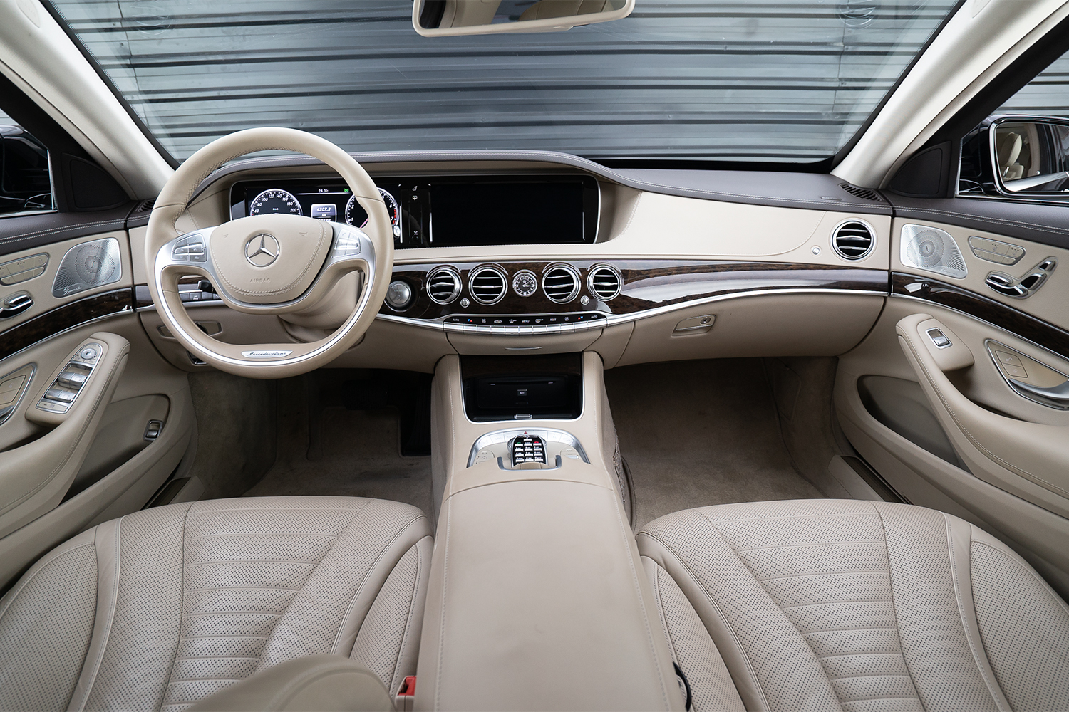 Interior S500