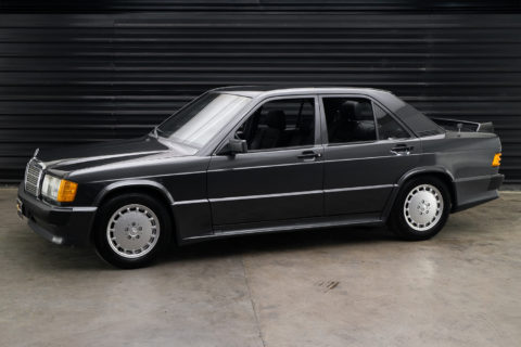 Mercedes-Benz 190E