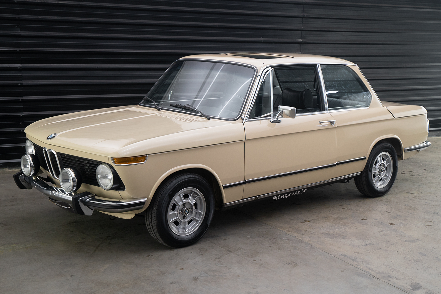 BMW 1502