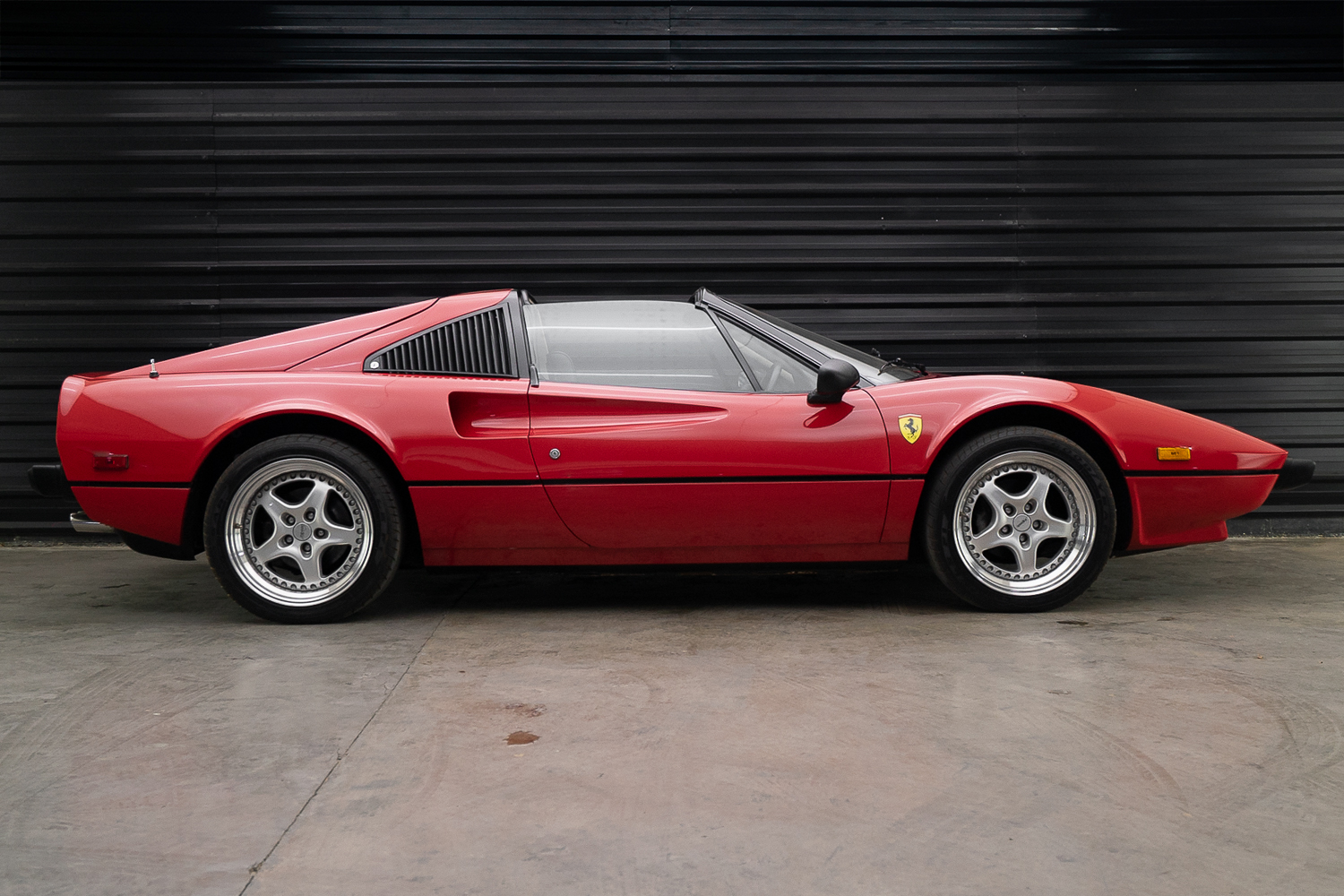 Ferrari 308 GTS 1978 pintura