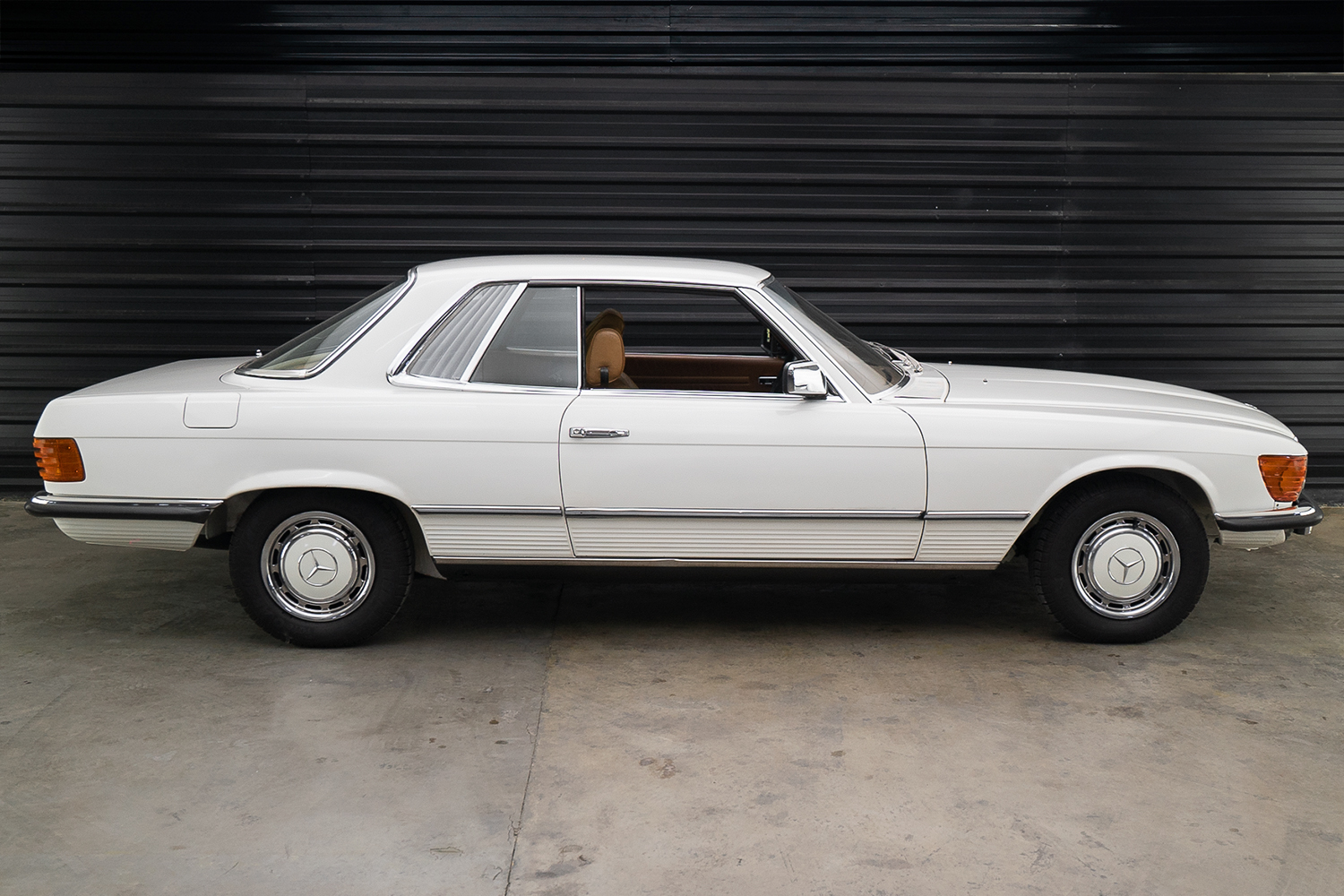 Mercedes-Benz 280SLC pintura