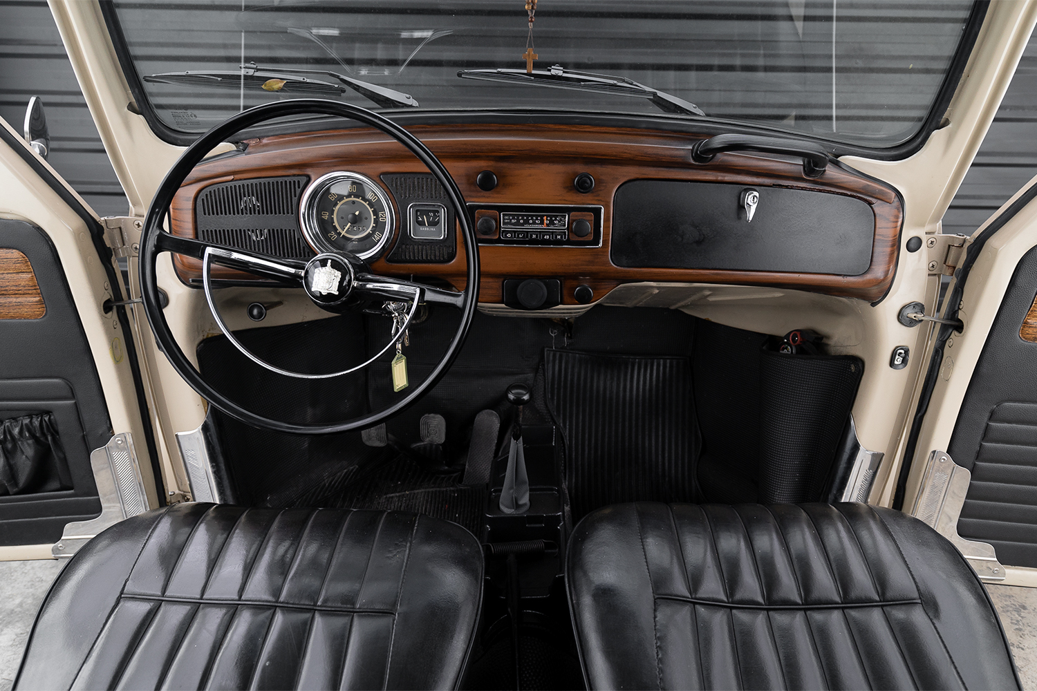 Volkswagen Fusca interior