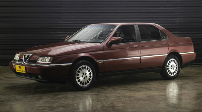 1995-Alfa-Romeo-164-V6-Super-24v-a-venda-sao-paulo-sp-for-sale-the-garage-classicos-a-melhor-loja-de-carros-antigos-acervo-de-carros-1