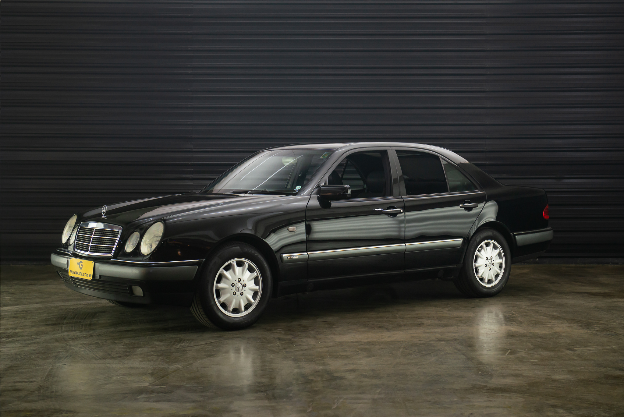 1997-Mercedes-Benz-E420