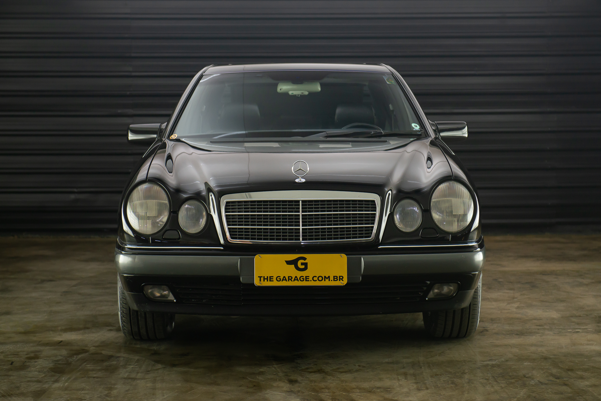 1997-Mercedes-Benz-E420