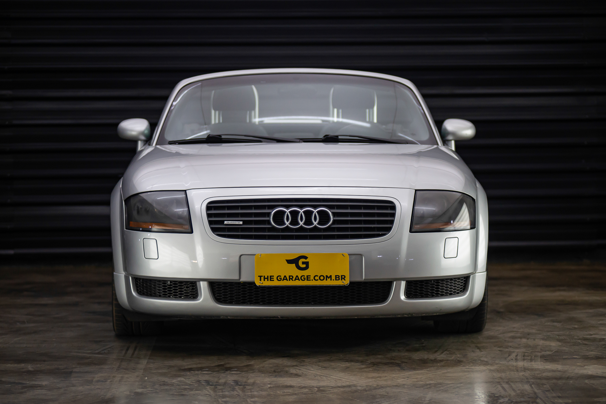 2000-audi-tt-roadster-225-a-venda-sao-paulo-sp-for-sale-the-garage-classicos-a-melhor-loja-de-carros-antigos-acervo-de-carros--46