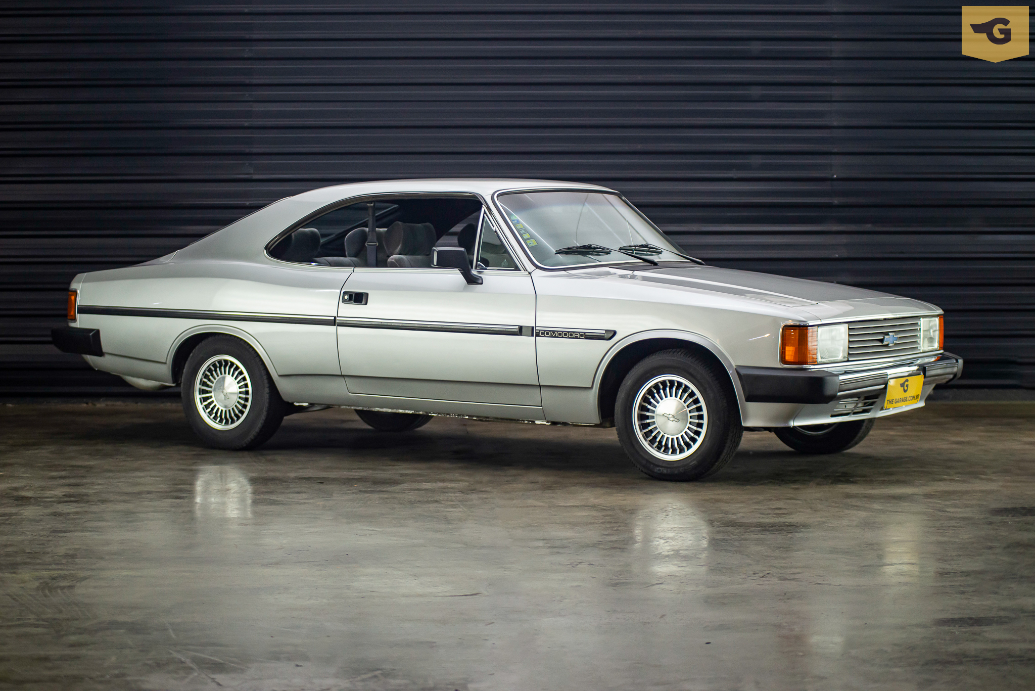 1986-opala-comodoro-prata-a-venda-sao-paulo-sp-for-sale-the-garage-classicos-a-venda-loja-de-carros-antigos-29