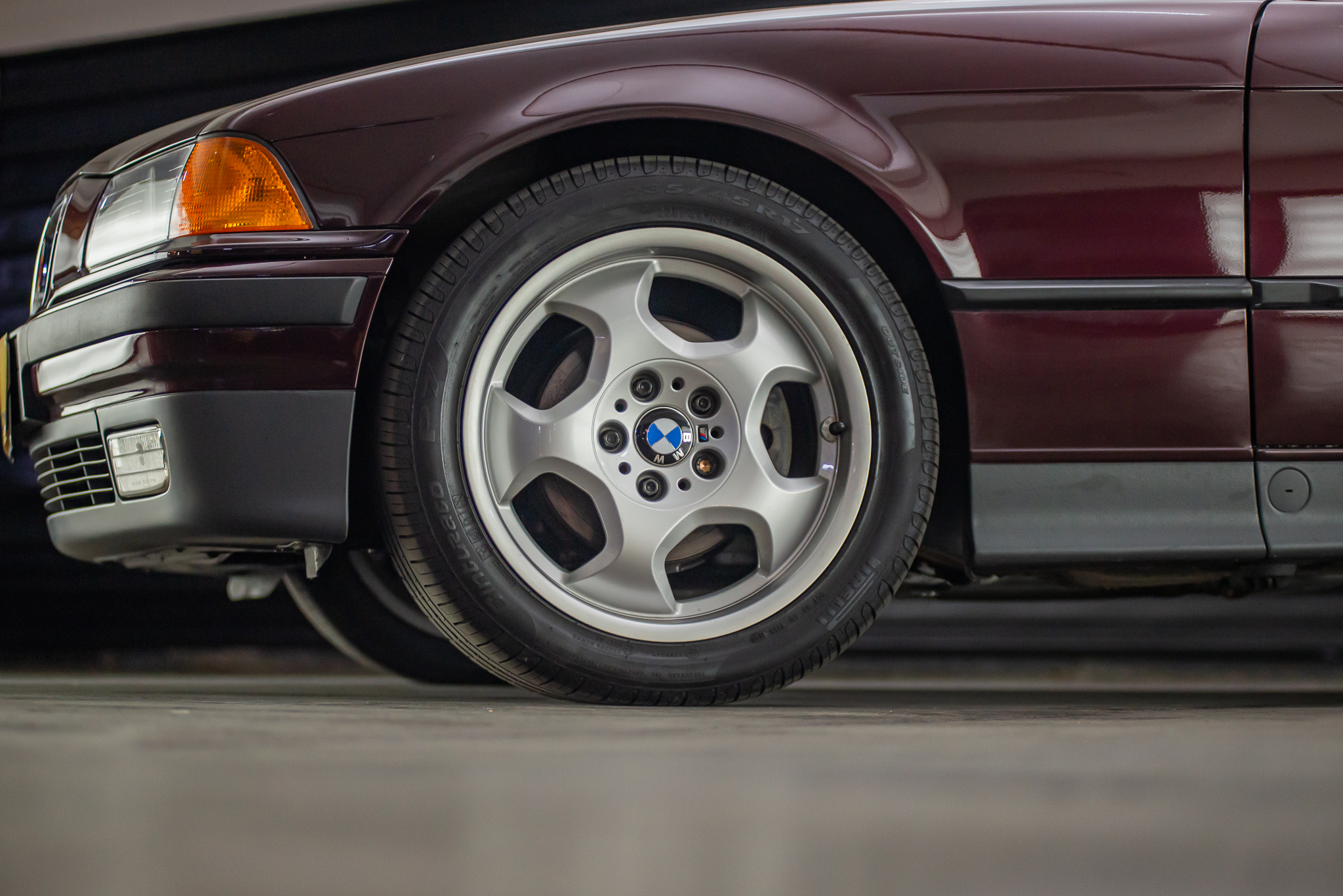 1993-BMW-325i-conversivel-a-venda-sao-paulo-sp-for-sale-the-garage-classicos-a-melhor-loja-de-carros-antigos-acervo-de-carros