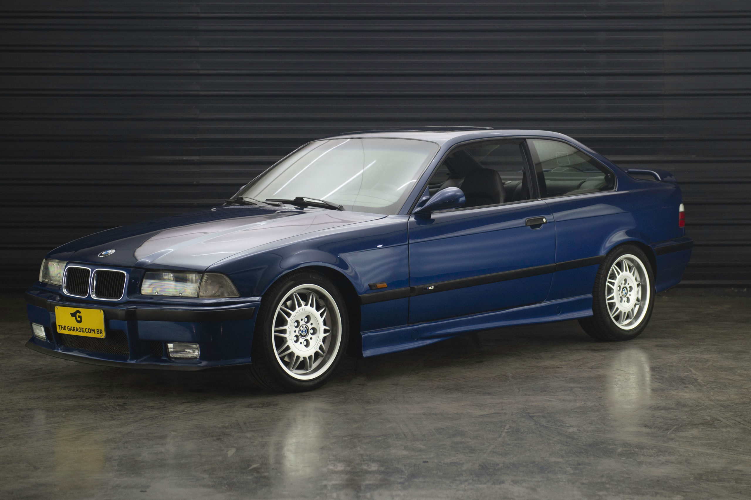 1995-BMW-M3-E36-a-venda-sao-paulo-sp-for-sale-the-garage-classicos-a-melhor-loja-de-carros-antigos-acervo-de-carros-