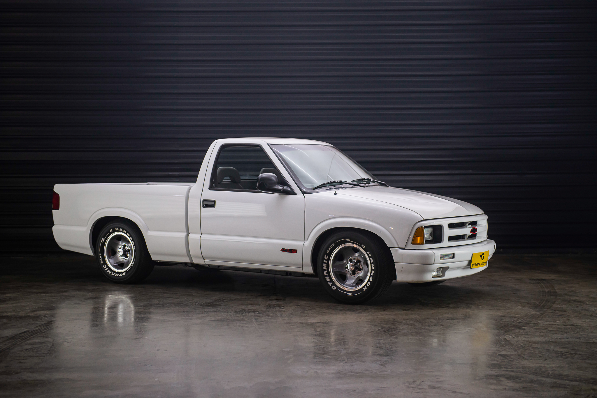 1995-gm-s10-branca-ss-a-venda-sao-paulo-sp-for-sale-the-garage-classicos-a-melhor-loja-de-carros-antigos-acervo-de-carros---42