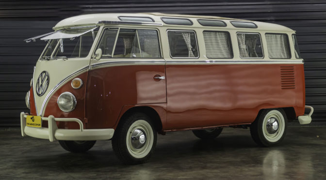 VW-kombi-1974-a-venda-sao-paulo-sp-for-sale-the-garage-classicos-a-melhor-loja-de-carros-antigos-acervo-de-carros-2