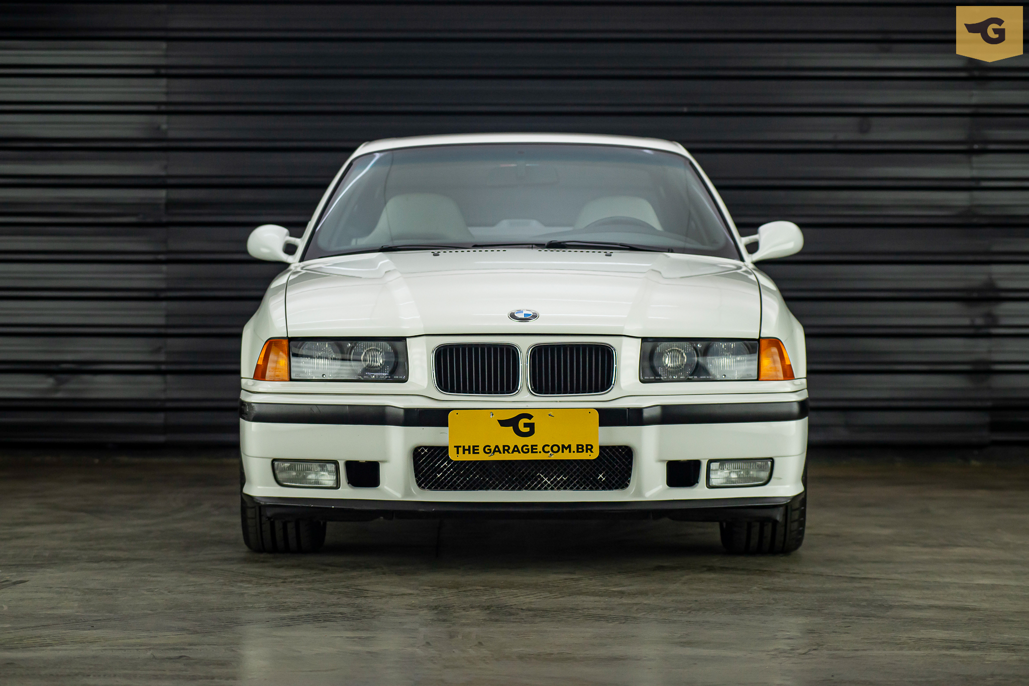 1995-bmw-m3-branca-a-venda-sao-paulo-sp-for-sale-the-garage-classicos-a-venda-loja-de-carros-antigos-30