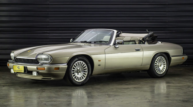 1995-jaguar-xjs-v12--a-venda-sao-paulo-sp-for-sale-the-garage-classicos-a-venda-loja-de-carros-antigos-25