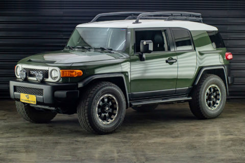 2011-toyota-fj-cruiser-a-venda-sao-paulo-sp-for-sale-the-garage-classicos-a-venda-loja-de-carros-antigos-