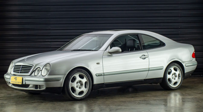 1999-Mercedes-benz-clk-430-a-venda-sao-paulo-sp-for-sale-the-garage-classicos-a-melhor-loja-de-carros-antigos-acervo-de-carros-9