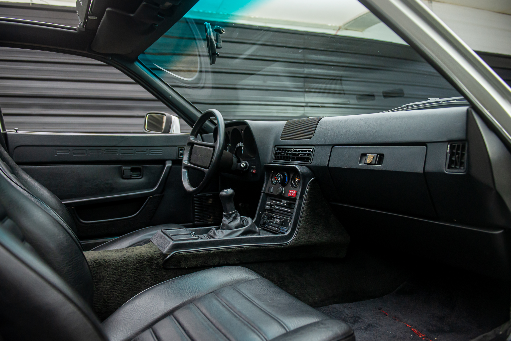 1982-porsche-924-turbo-venda-sao-paulo-sp-for-sale-the-garage-classicos-a-carros-antigos