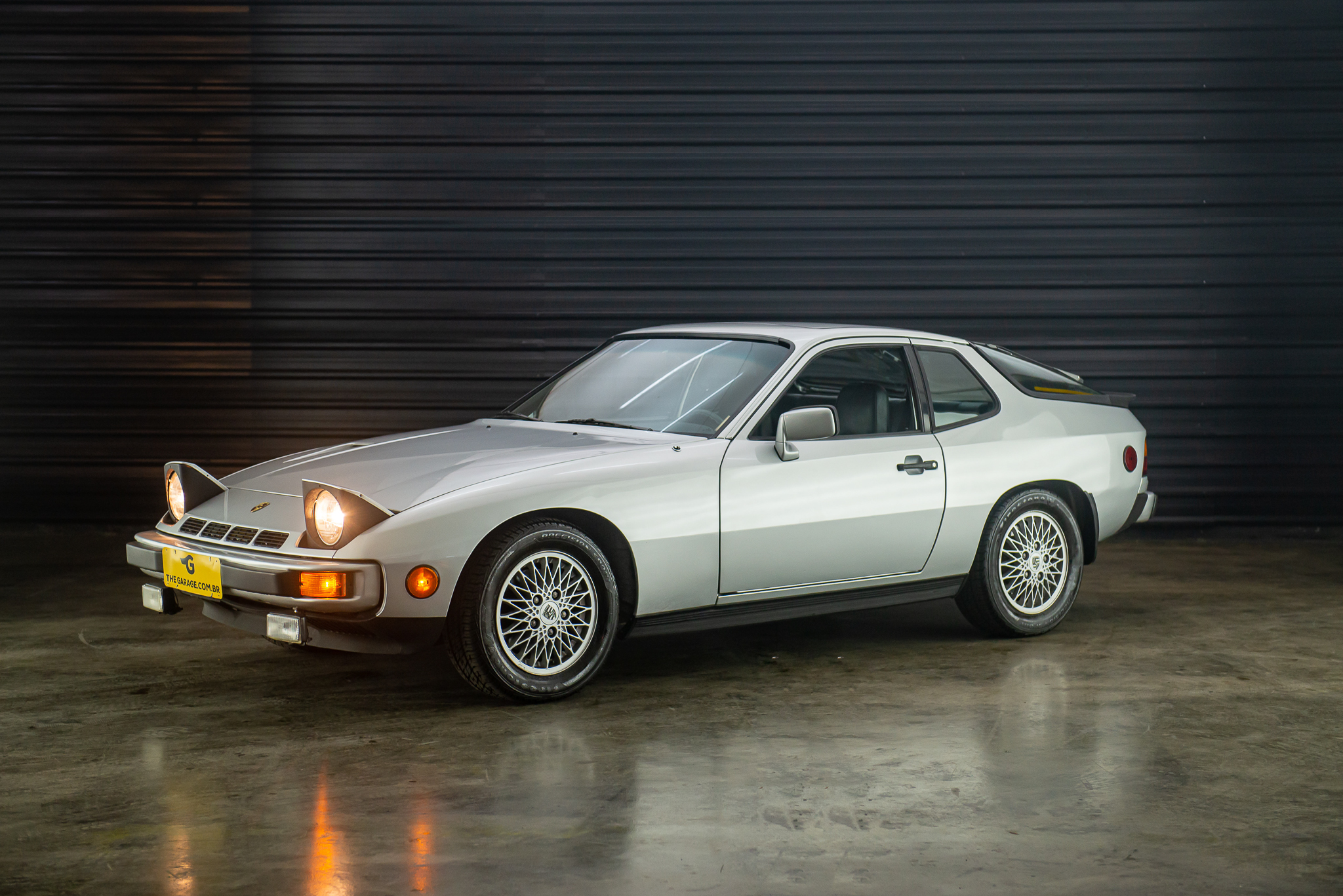 1982-porsche-924-turbo-venda-sao-paulo-sp-for-sale-the-garage-classicos-a-carros-antigos