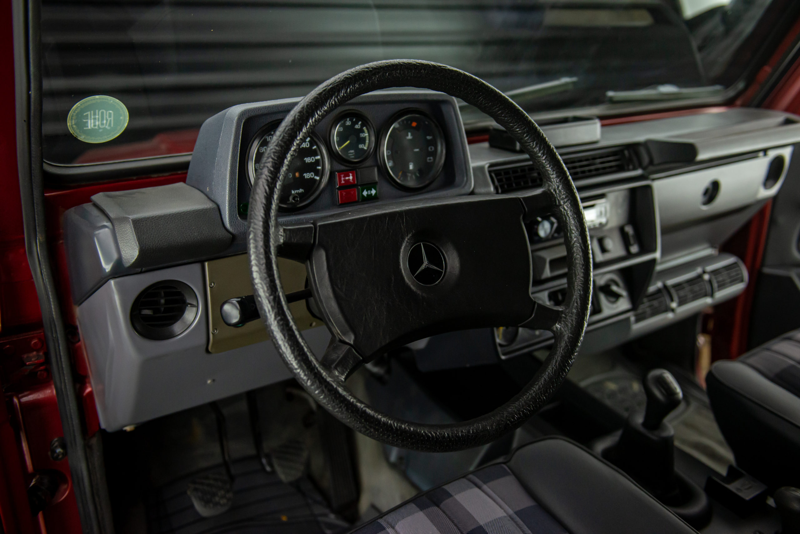 1986-Mercedes-Benz-Classe-G-300GD-a-venda-sao-paulo-sp-for-sale-the-garage-classicos-a-carros-antigos