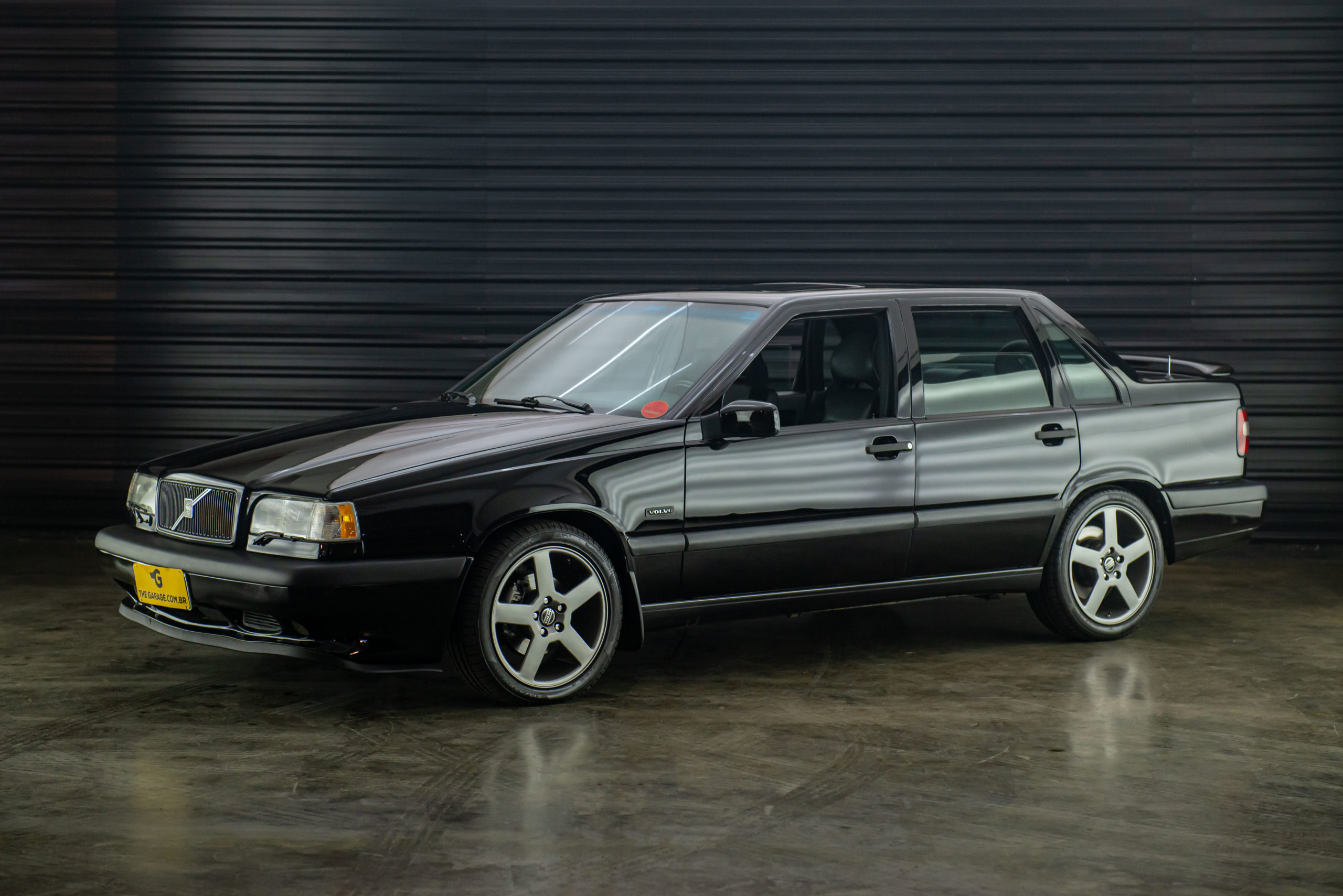 1995-Volvo-850-2.3-T5-R-20V-Turbo-a-venda-sao-paulo-sp-for-sale-the-garage-classicos-a-carros-antigos