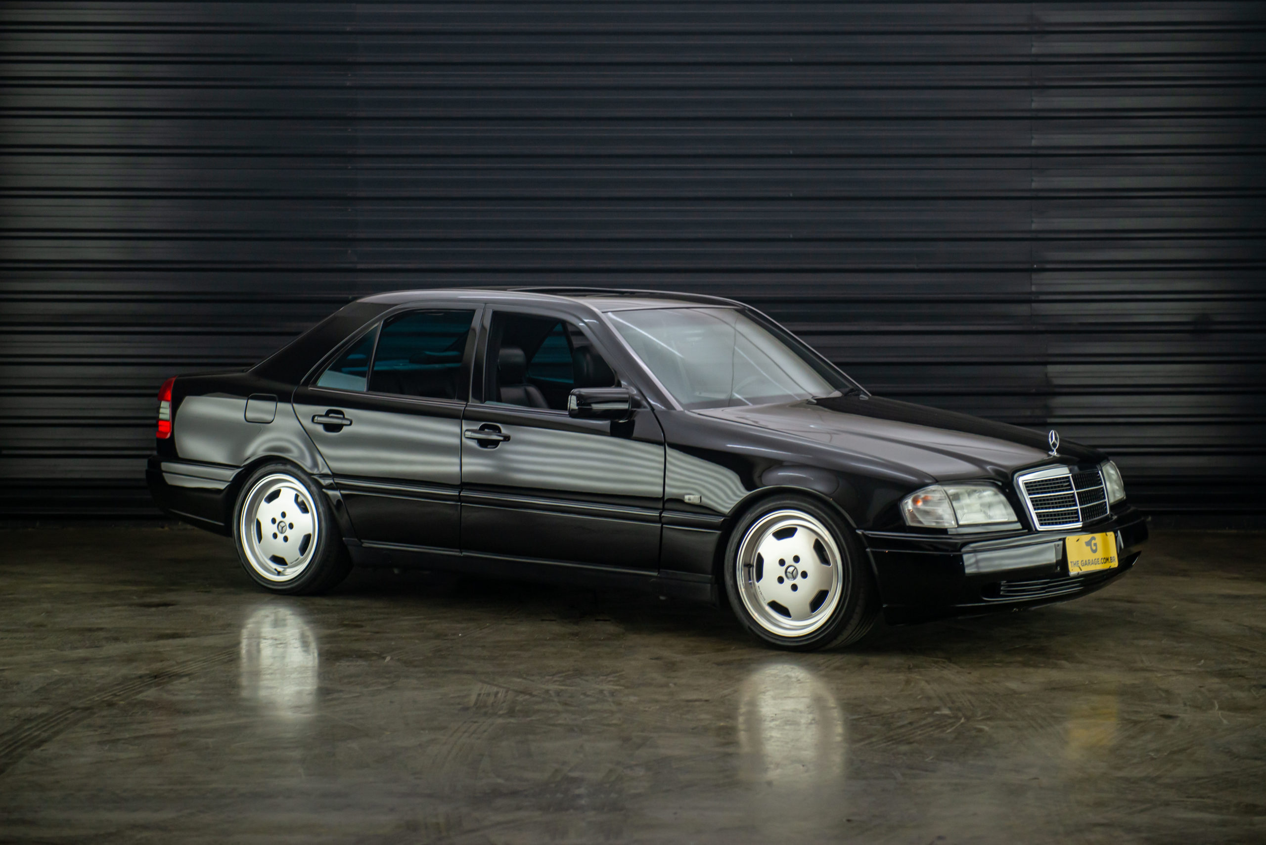 1997-mercedes-c280-elegance-a-venda-sao-paulo-sp-for-sale-the-garage-classicos-a-carros-antigos