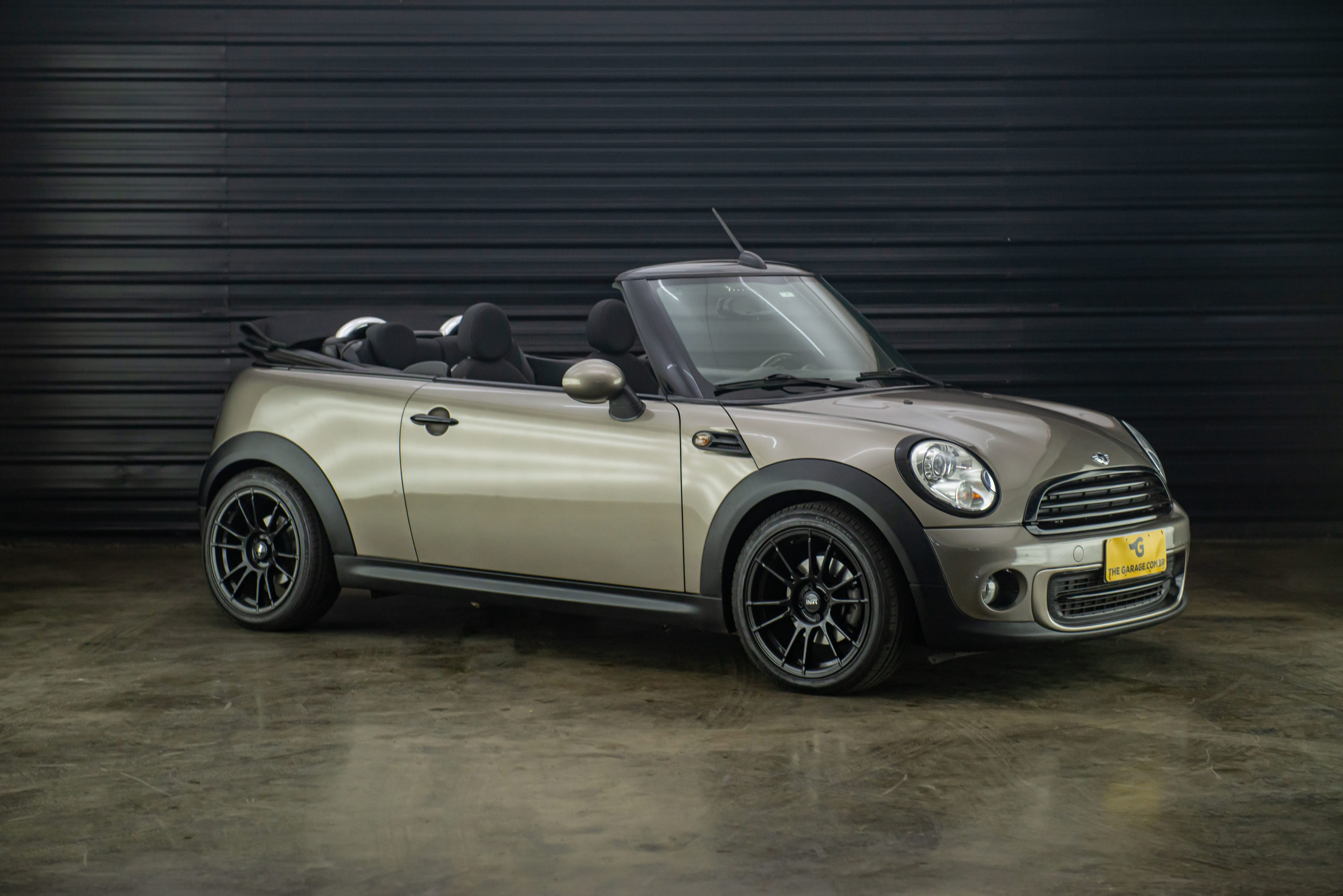 2012-mini-cooper-2012-1.6-cabrio-a-venda-sao-paulo-sp-for-sale-the-garage-classicos-a-carros-antigos