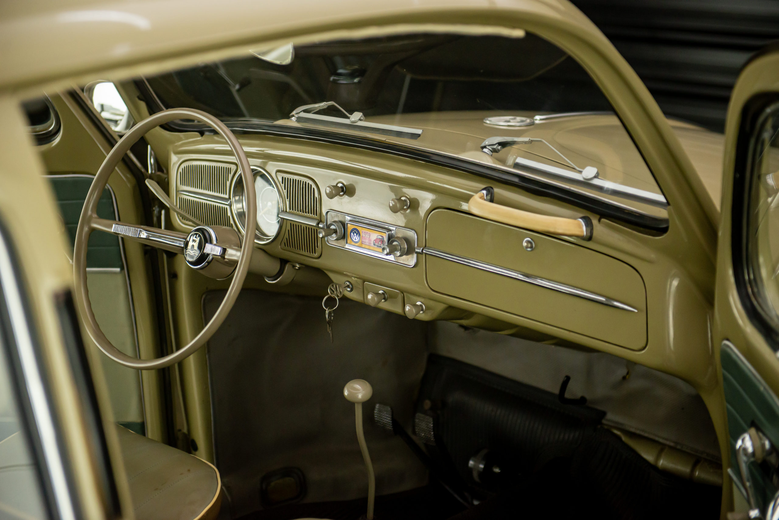 1959-fusca-1200-bananinha-venda-sao-paulo-sp-for-sale-the-garage-classicos-a-carros-antigos