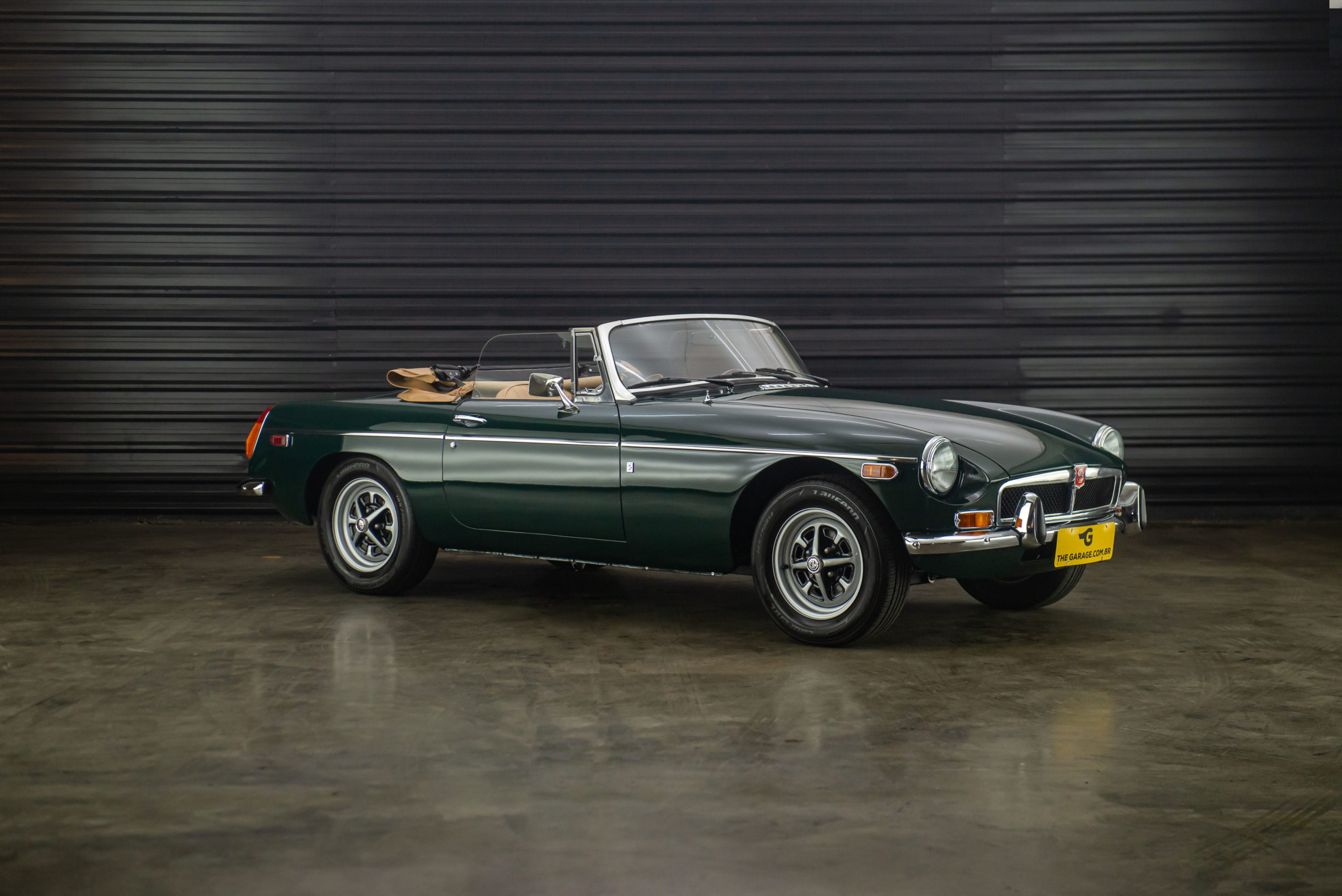 1973-MGB-Roadster-a-venda-sao-paulo-sp-for-sale-the-garage-classicos-a-carros-antigos