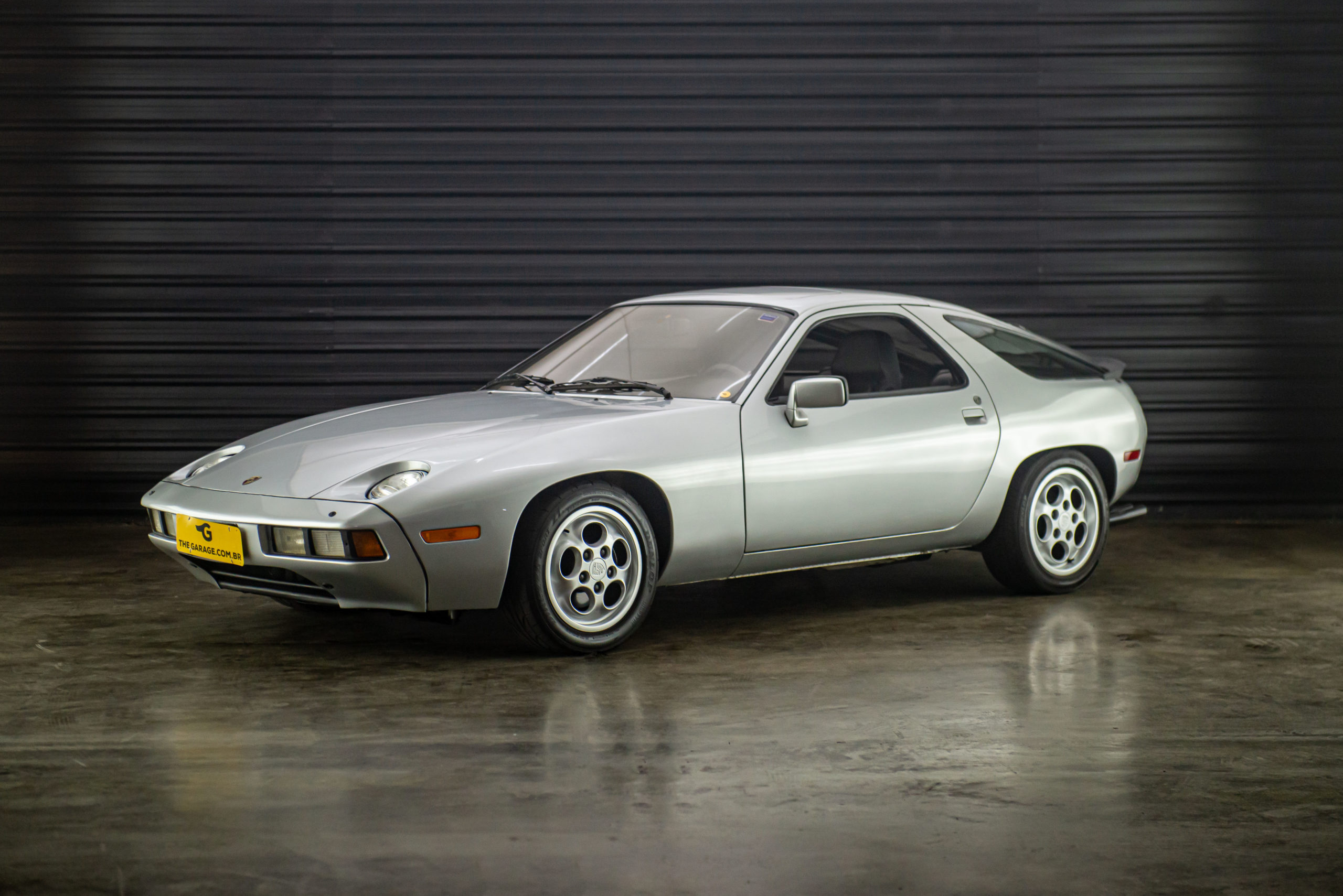 1980-porsche-928-v8-manual-a-venda-sao-paulo-sp-for-sale-the-garage-classicos-a-carros-antigos