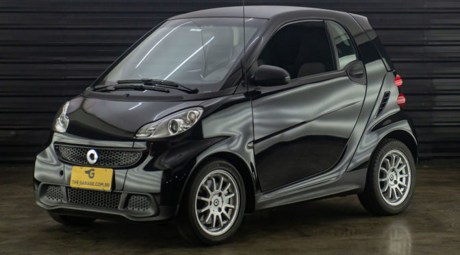 2015-Smart-FORTWO-Coupe-Micro-Hybrid-a-venda-sao-paulo-sp-for-sale-the-garage-classicos-a-carros-antigos-2