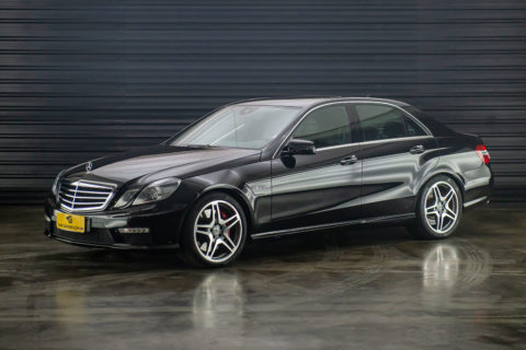 2012-Mercedes-benz-E63-AMG-5.5-biturbo-a-venda-sao-paulo-for-sale-the-garage-classicos