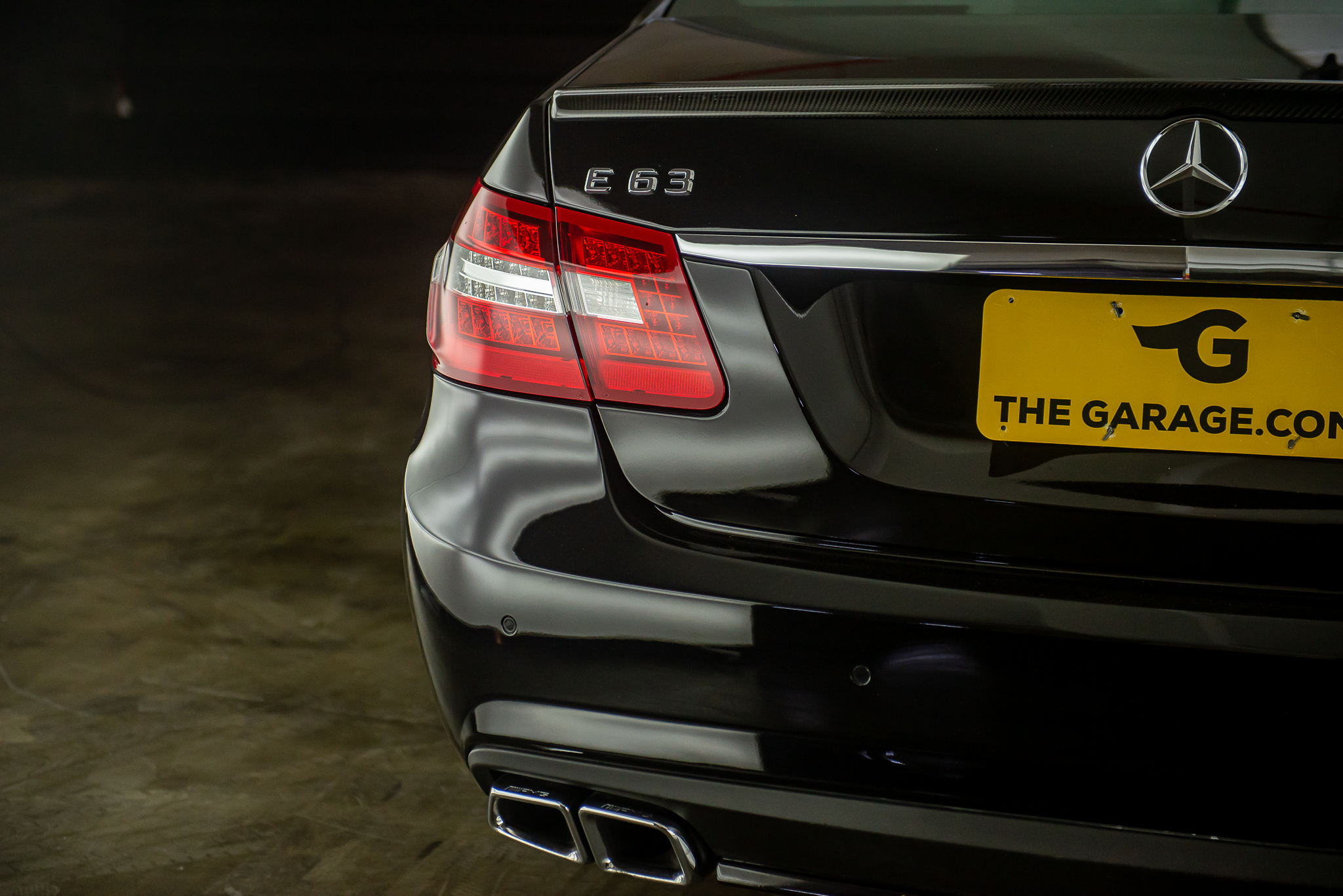 2012-Mercedes-benz-E63-AMG-5.5-biturbo-a-venda-sao-paulo-for-sale-the-garage-classicos