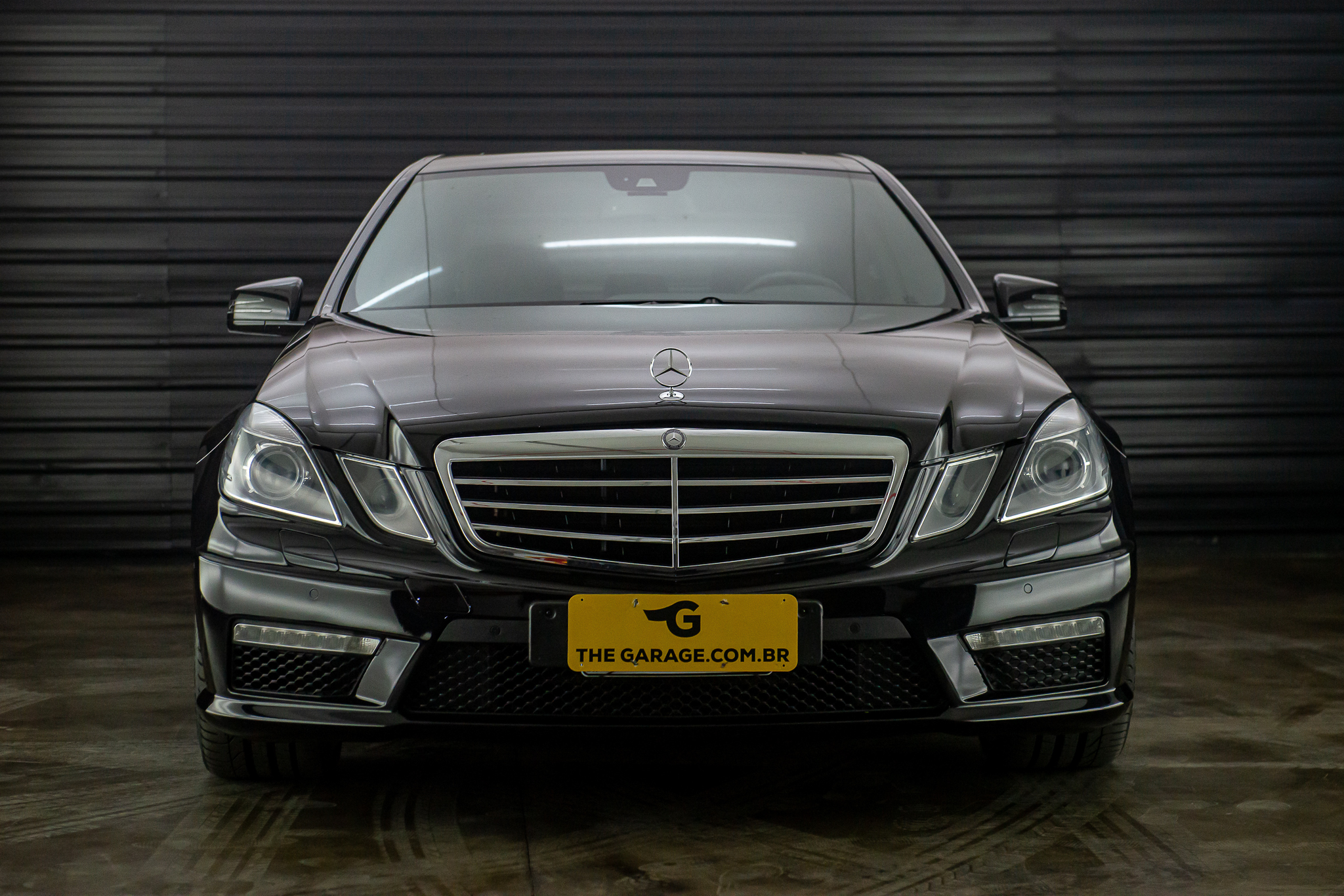 2012-Mercedes-benz-E63-AMG-5.5-biturbo-a-venda-sao-paulo-for-sale-the-garage-classicos