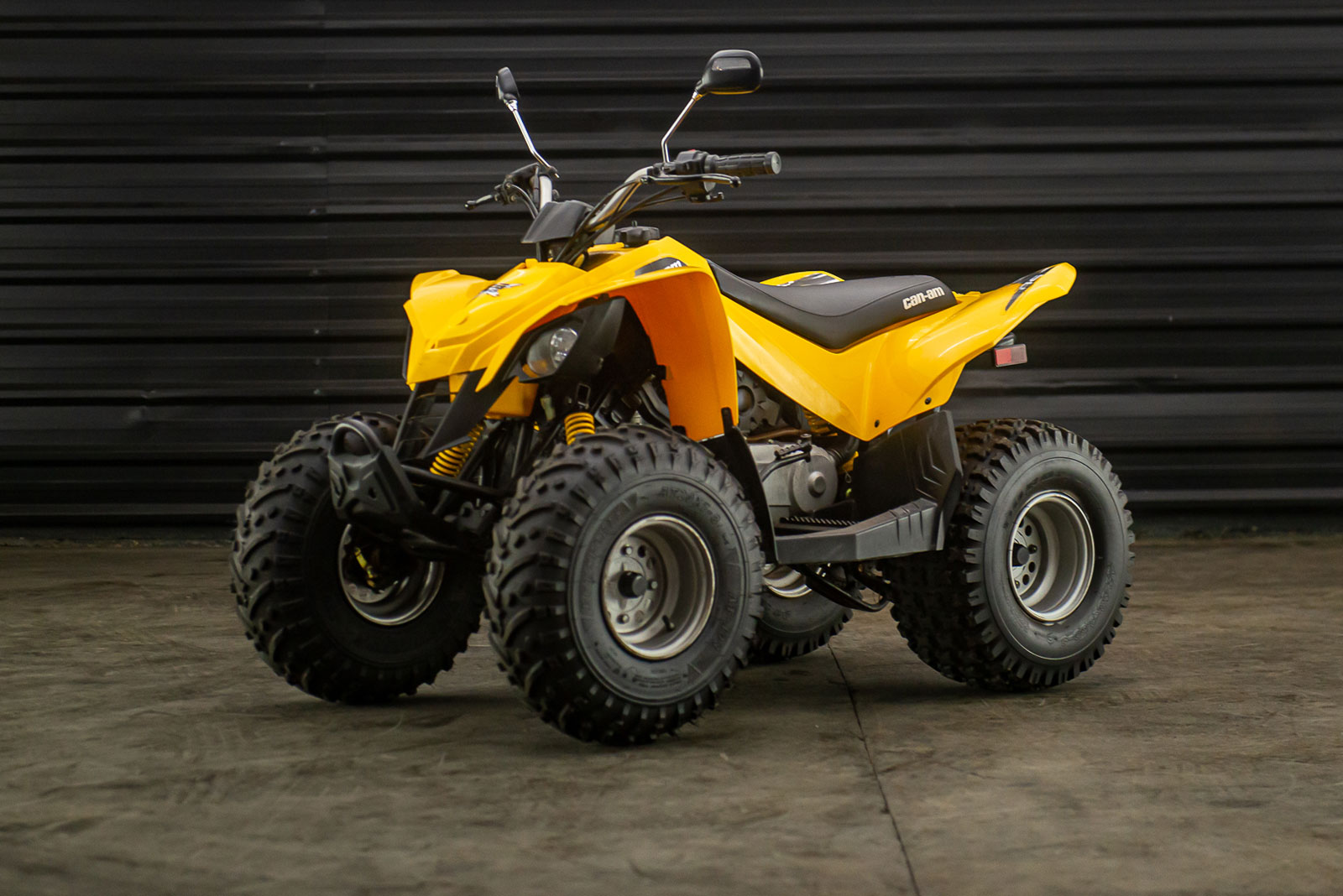 2014-Quadriciclo-Can-Am-DS-90-a-venda-sao-paulo-for-sale-the-garage-classicos