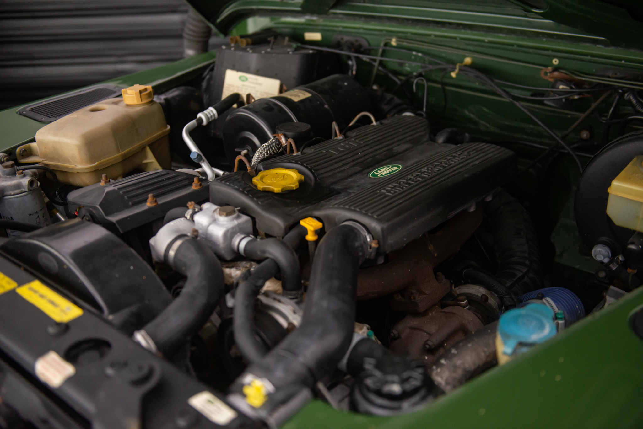 2000-defender-110-a-venda-são-paulo-the-garage-for-sale