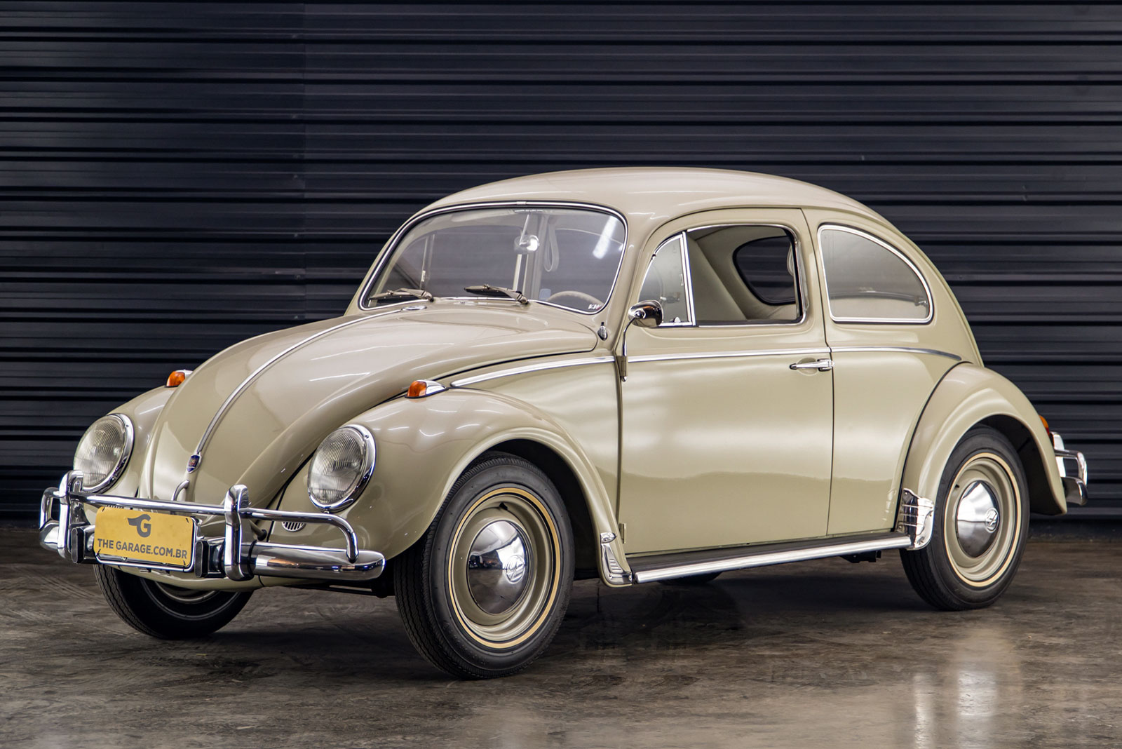 1964-fusca-bege-1200-a-venda-sao-paulo-sp-for-sale-the-garage-classicos-a-melhor-loja-de-carros-antigos-acervo-de-carros