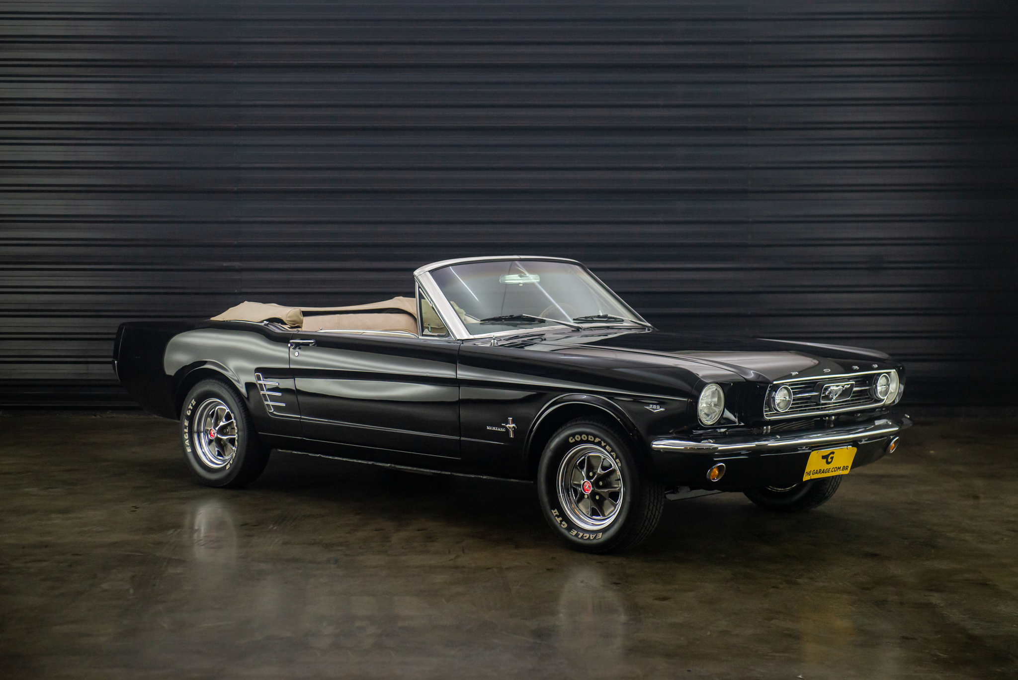 1966-mustang-conversivel-gt-a-venda-sao-paulo-sp-for-sale-the-garage-classicos-a-melhor-loja-de-carros-antigos-acervo-de-carros