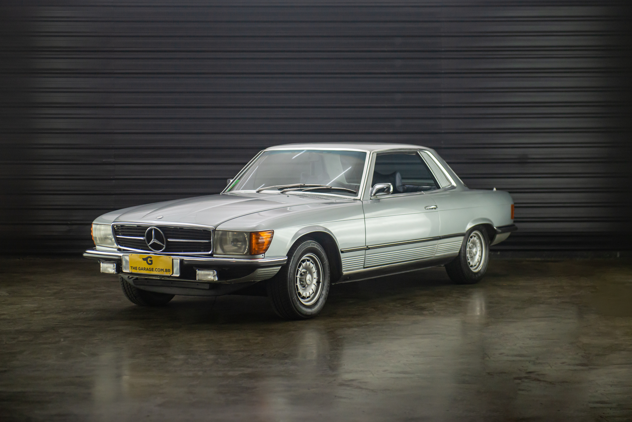 1974-mercedes-benz-slc-450-a-venda-sao-paulo-sp-for-sale-the-garage-classicos-a-melhor-loja-de-carros-antigos-acervo-de-carros