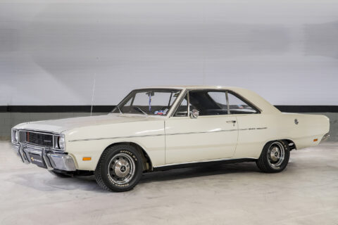 1975 Dodge Dart de Luxo Coupé Venda Compra The Garage for Sale