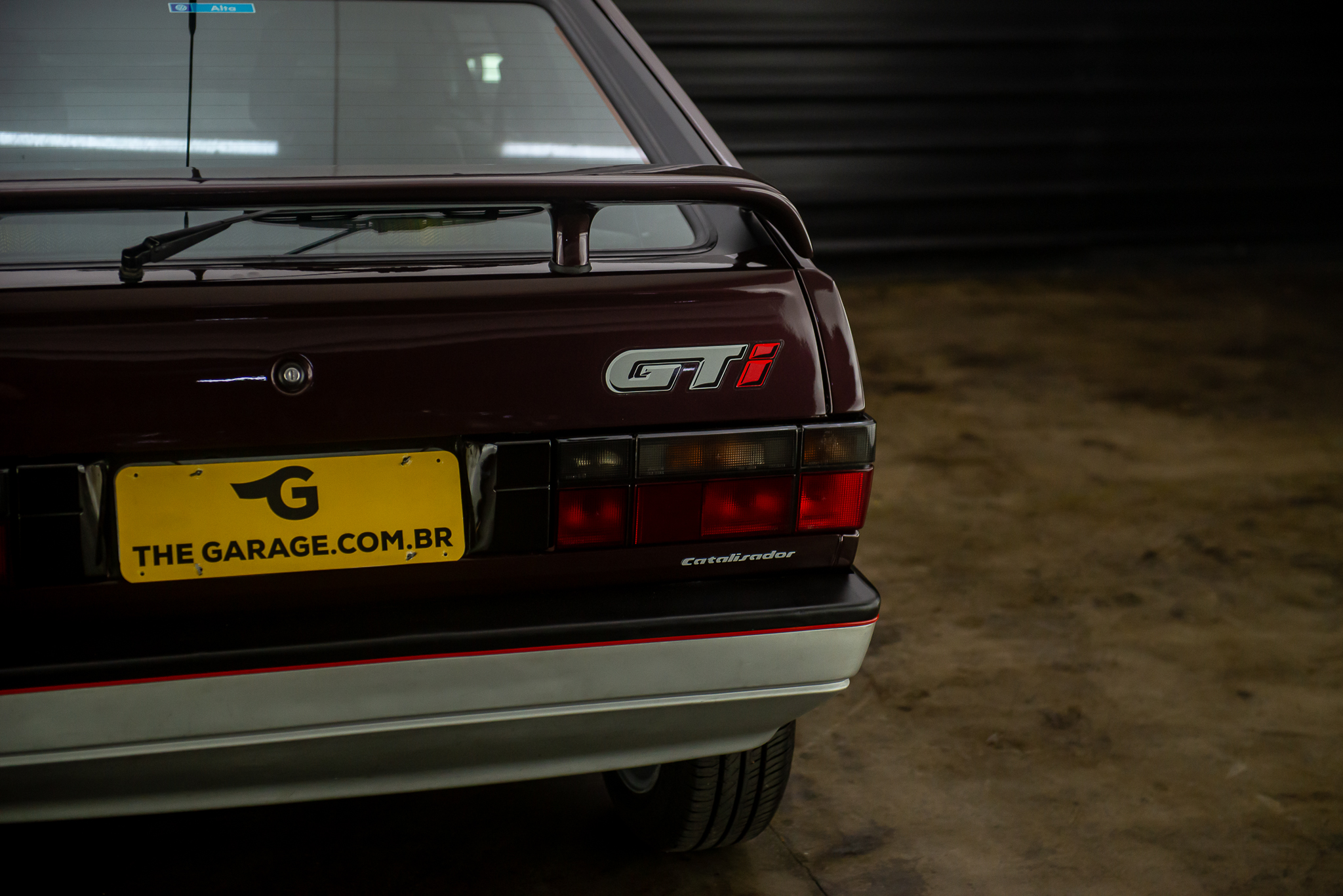 1992-vw-gol-gti-recaro-a-venda-sao-paulo-for-sale-the-garage-classicos