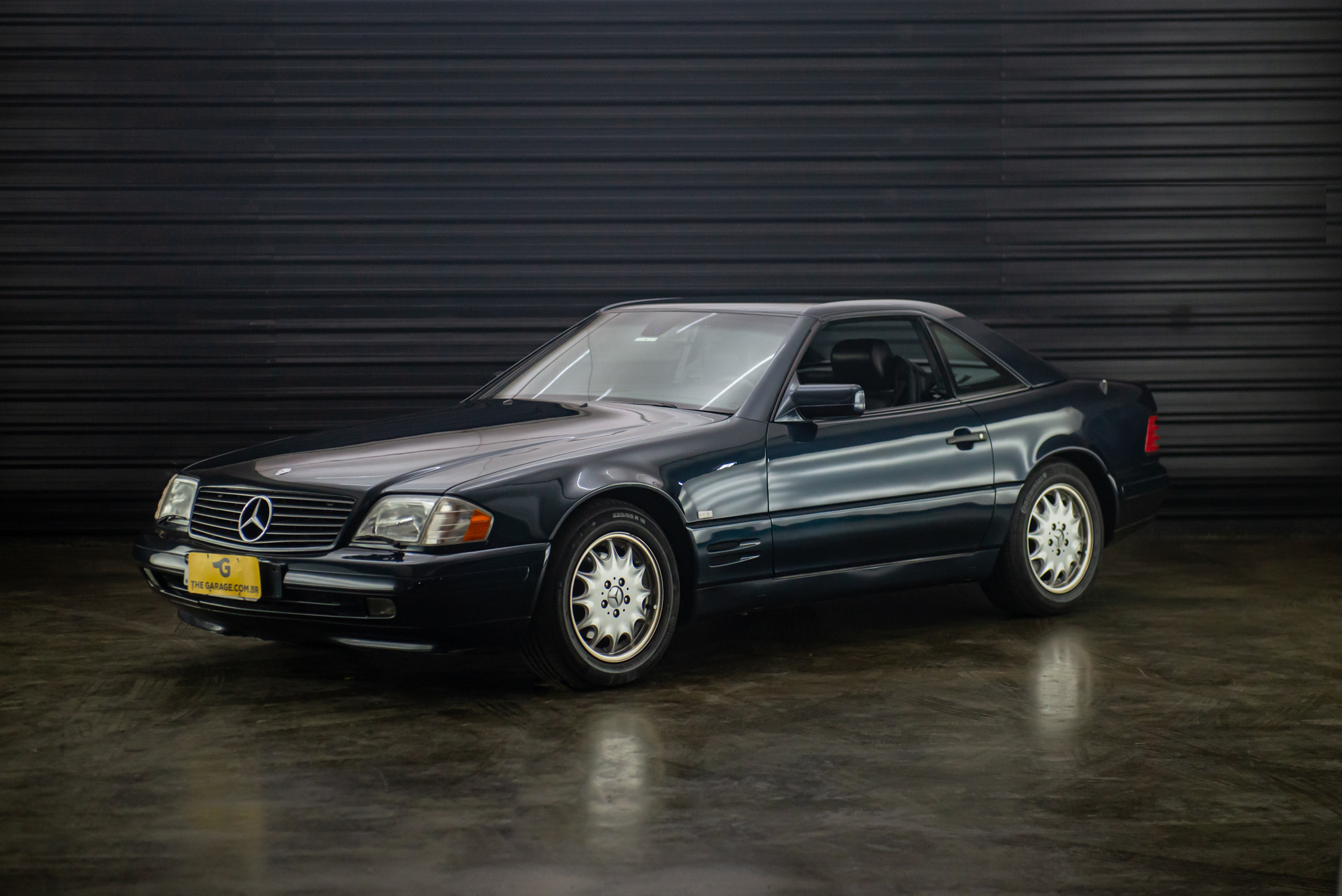 1997-Mercedes-Benz-Sl320-R129-facelift-a-venda-sao-paulo-sp-for-sale-the-garage-classicos-a-melhor-loja-de-carros-antigos-acervo-de-carros