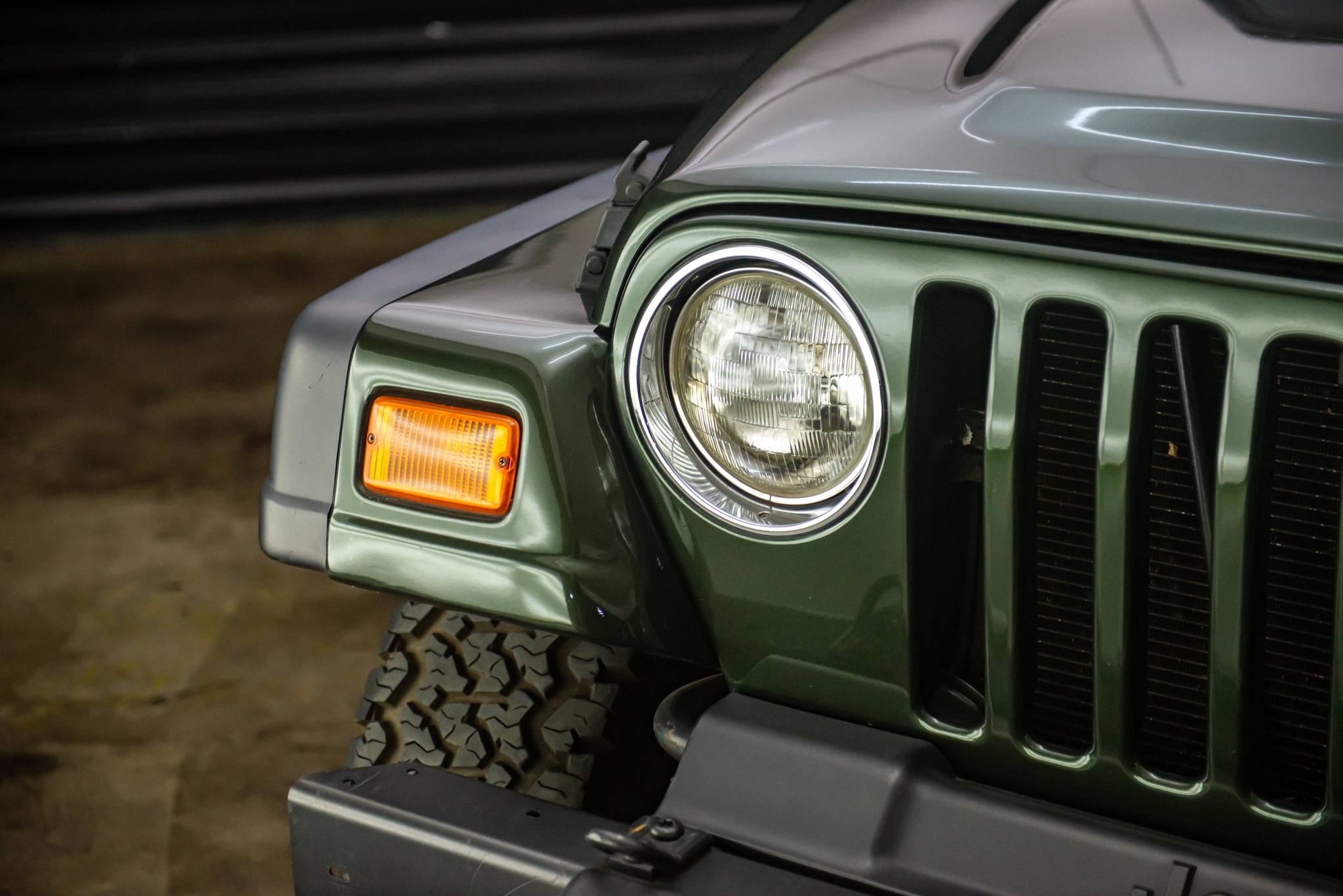 1998-Jeep-Wrangler-4l-4X4-a-venda-sao-paulo-sp-for-sale-the-garage-classicos-a-melhor-loja-de-carros-antigos-acervo-de-carros