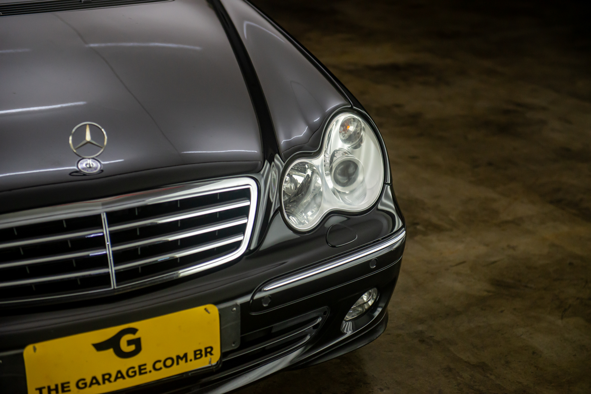 2006-Mercedes-Benz-C350-Avantgarde-a-venda-sao-paulo-sp-for-sale-the-garage-classicos-a-melhor-loja-de-carros-antigos-acervo-de-carros