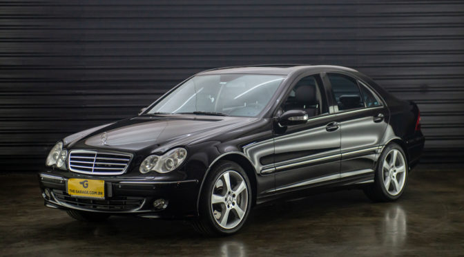 2006-Mercedes-Benz-C350-Avantgarde-a-venda-sao-paulo-sp-for-sale-the-garage-classicos-a-melhor-loja-de-carros-antigos-acervo-de-carros