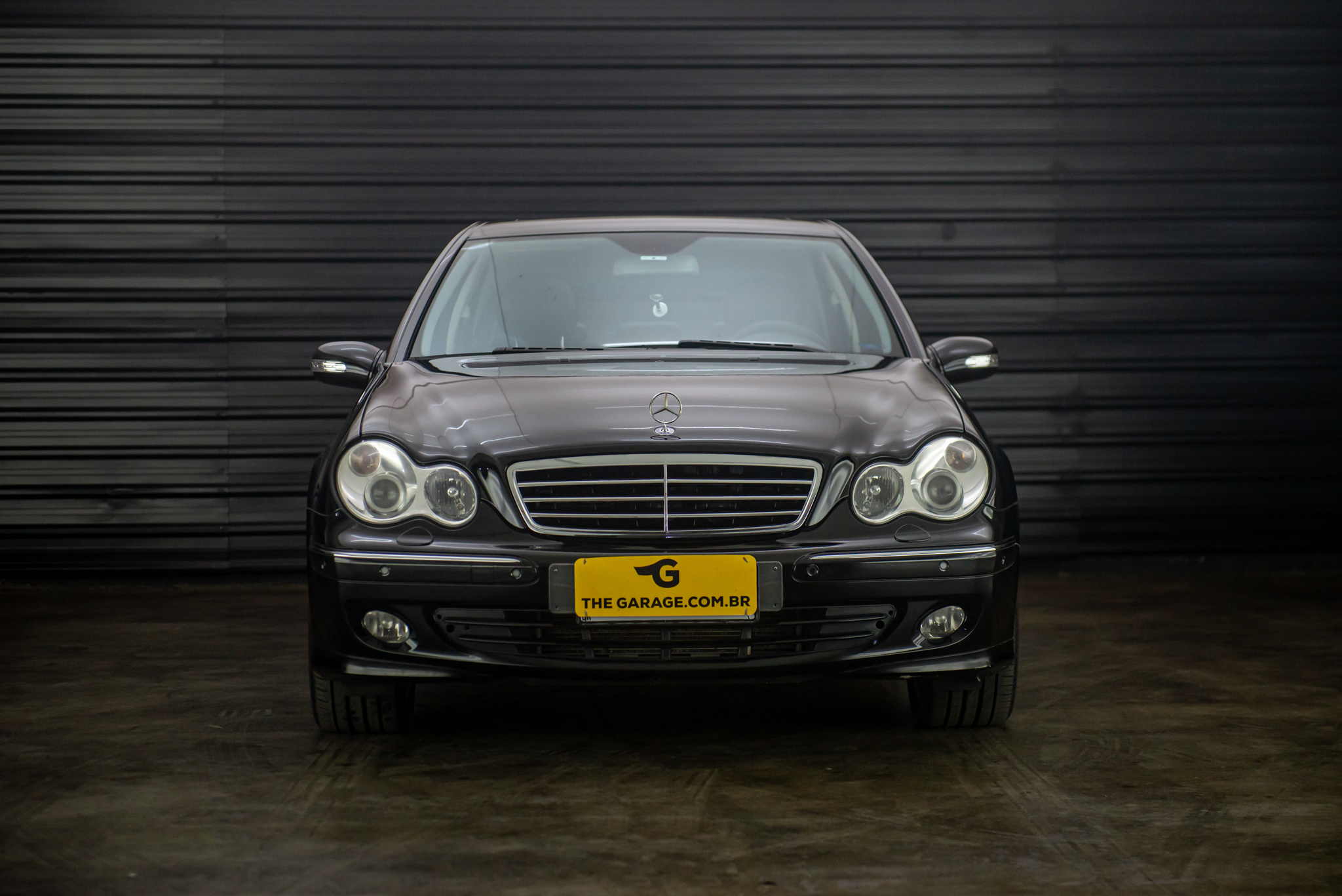 2006-Mercedes-Benz-C350-Avantgarde-a-venda-sao-paulo-sp-for-sale-the-garage-classicos-a-melhor-loja-de-carros-antigos-acervo-de-carros