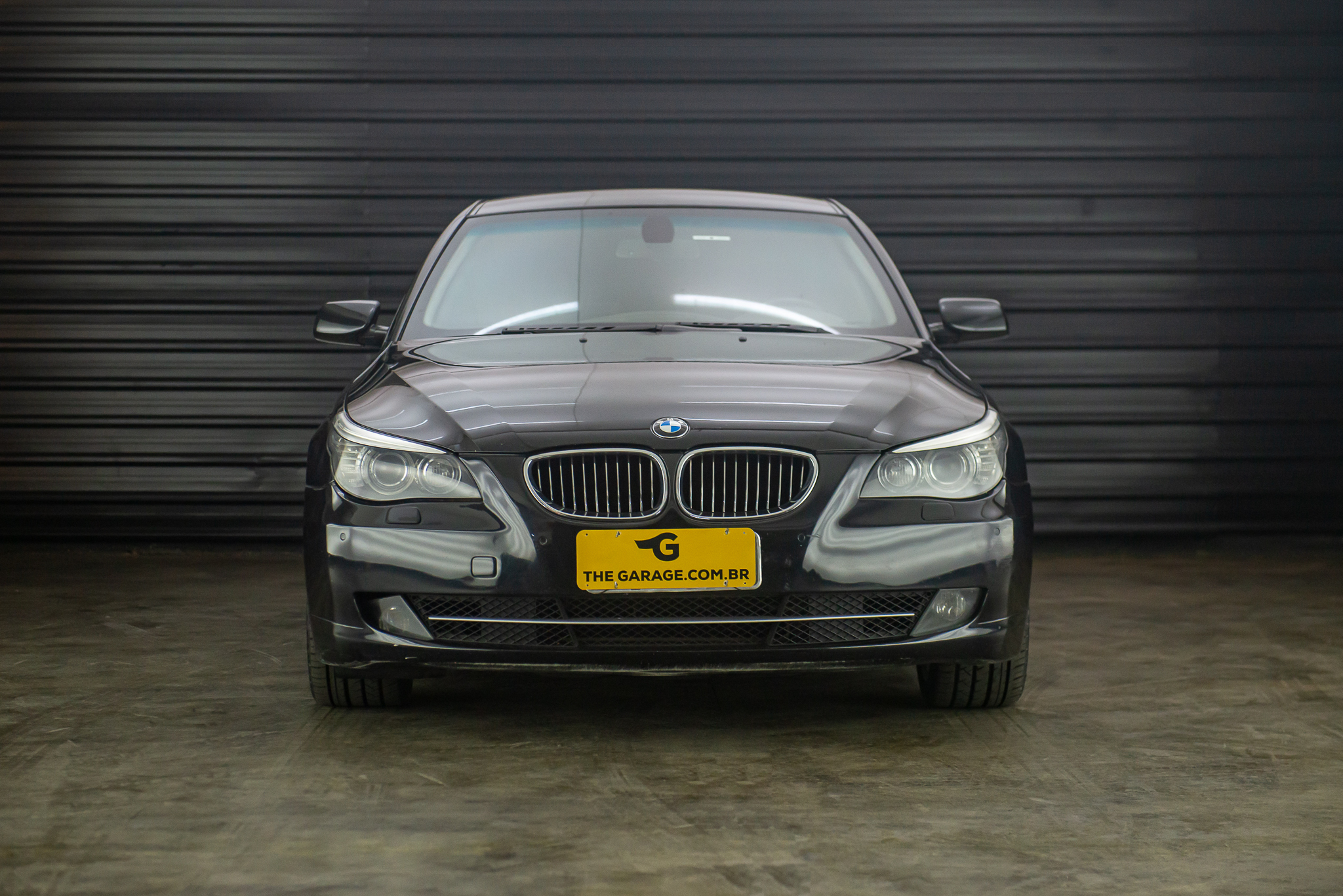 2008-bmw-530i-preta-a-venda-sao-paulo-for-sale-the-garage-classicos