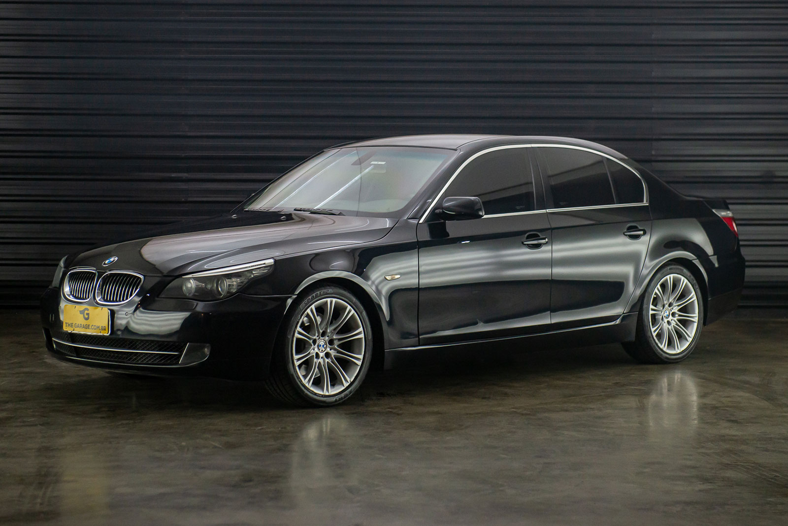 2008-bmw-530i-preta-a-venda-sao-paulo-for-sale-the-garage-classicos